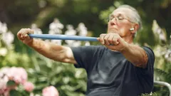 Slechts 15 minuten per dag — en uw gewrichten doen het weer: de beste oefeningen voor senioren boven de 60